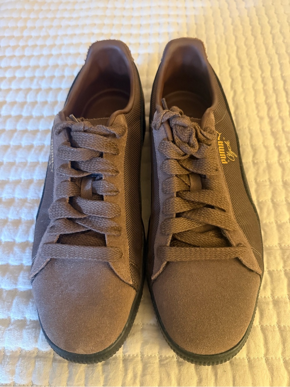 Puma Clyde Men’s Brown Suede Low-Top Sneakers